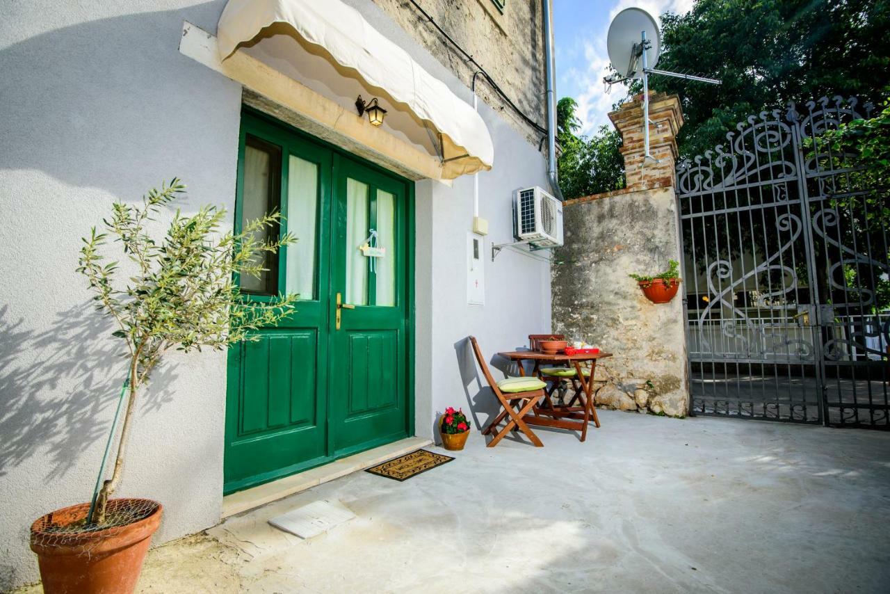 Rustica Apartments Šibenik Екстериор снимка